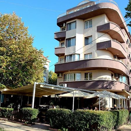 Rio Family Hotel Blagoevgrad Esterno foto