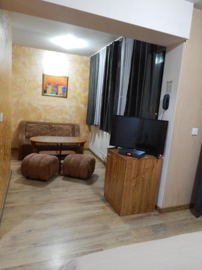 Rio Family Hotel Blagoevgrad Esterno foto