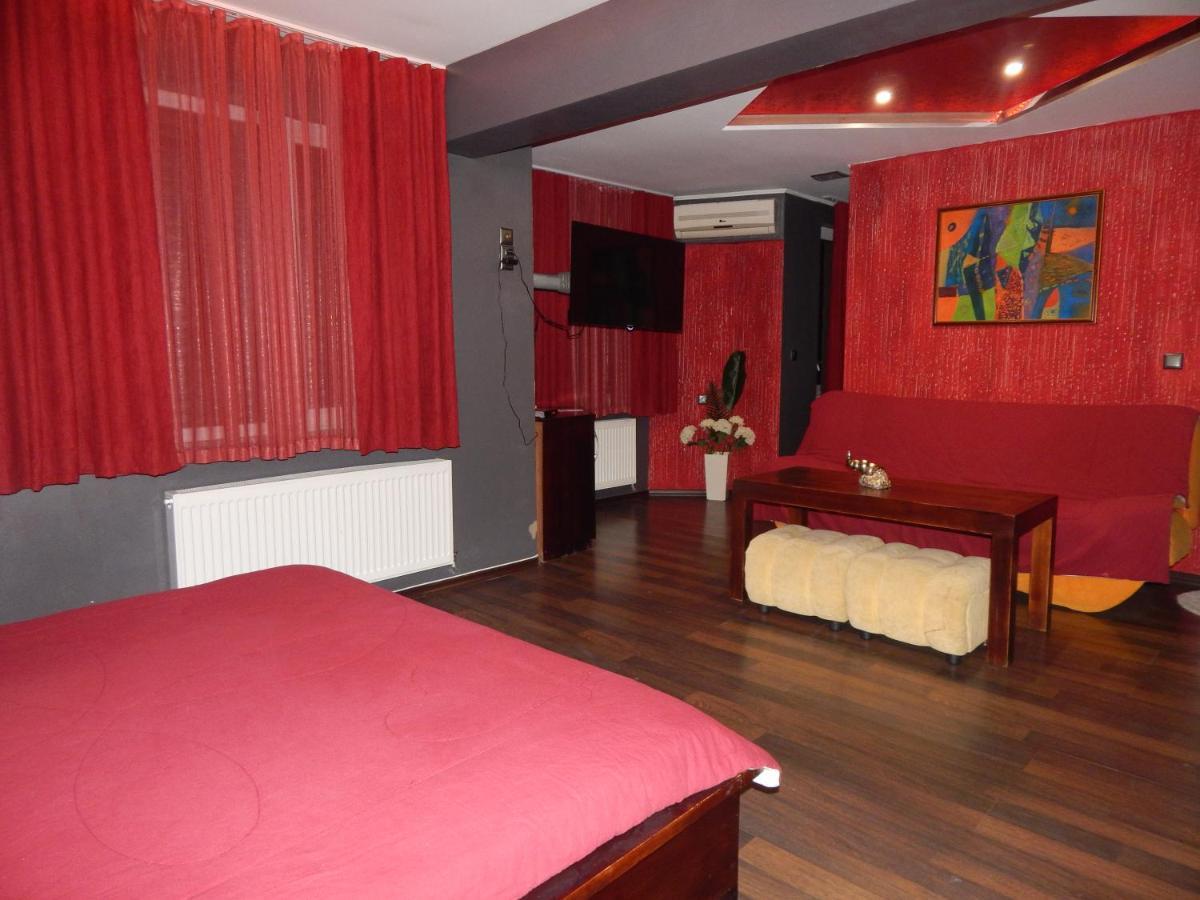 Rio Family Hotel Blagoevgrad Esterno foto