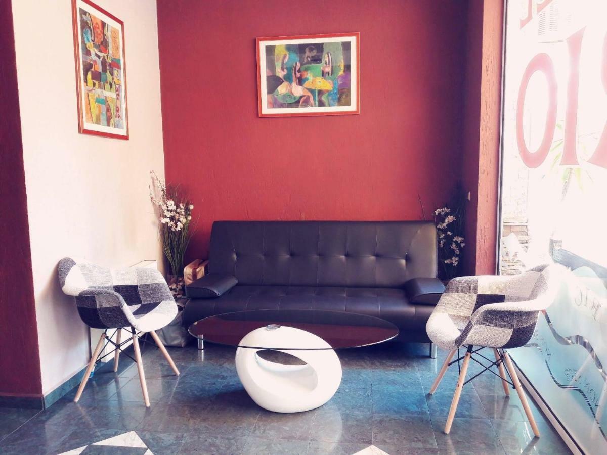 Rio Family Hotel Blagoevgrad Esterno foto
